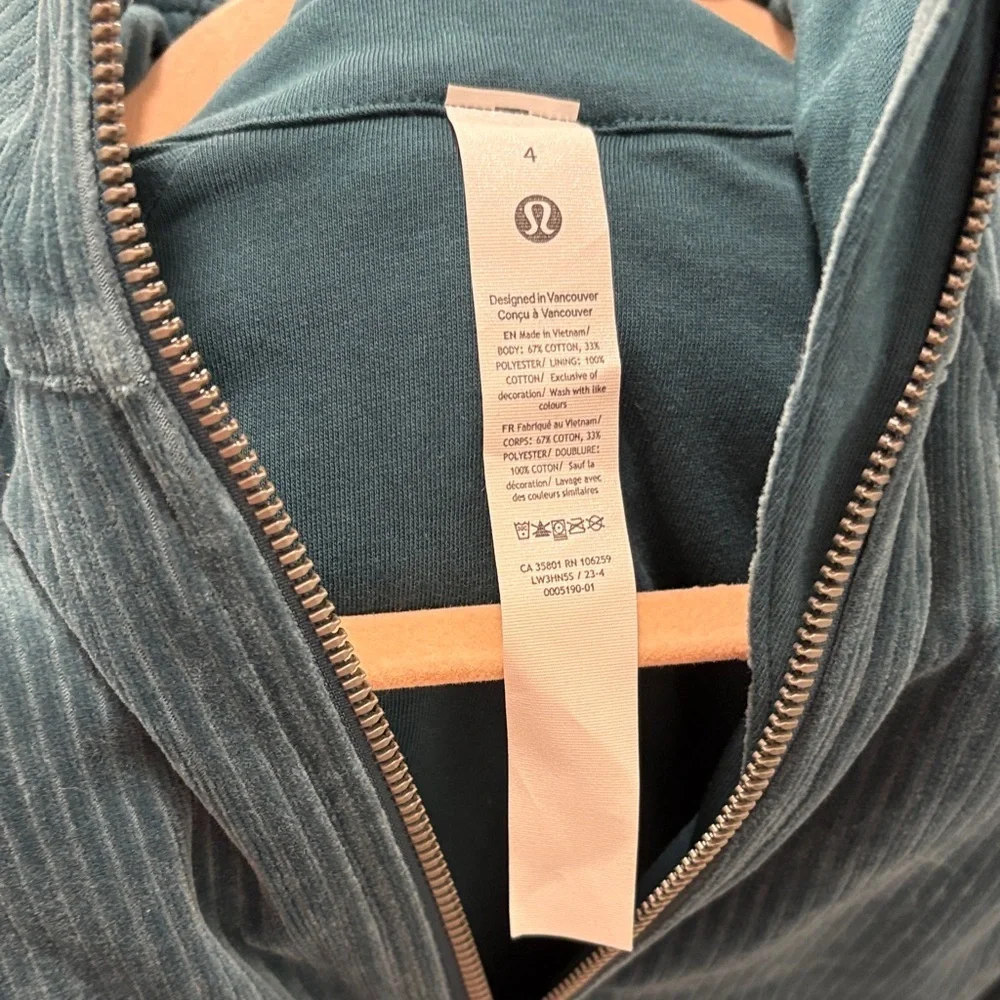 LULULEMON SCUBA TRACK JACKET VELVET CORD SIZE 4